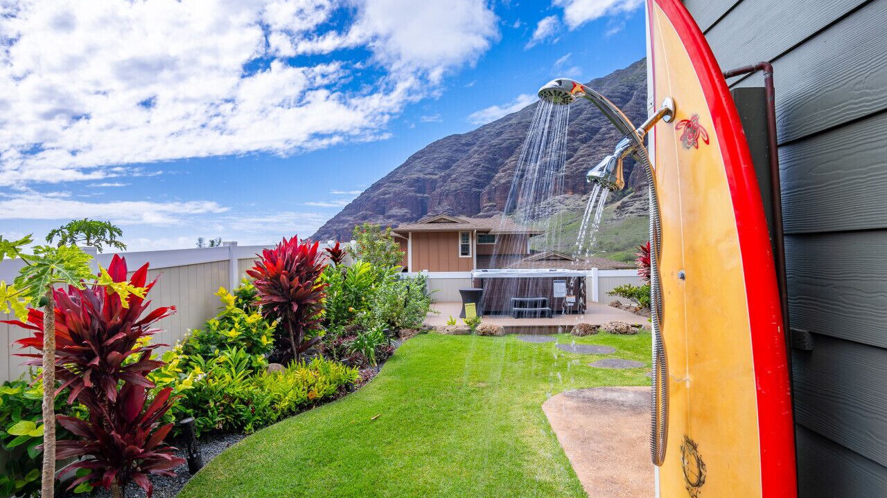 Photo of Outdoor in Makaha Valley