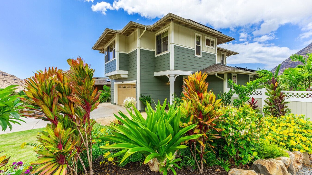 Photo of Outdoor in Makaha Valley