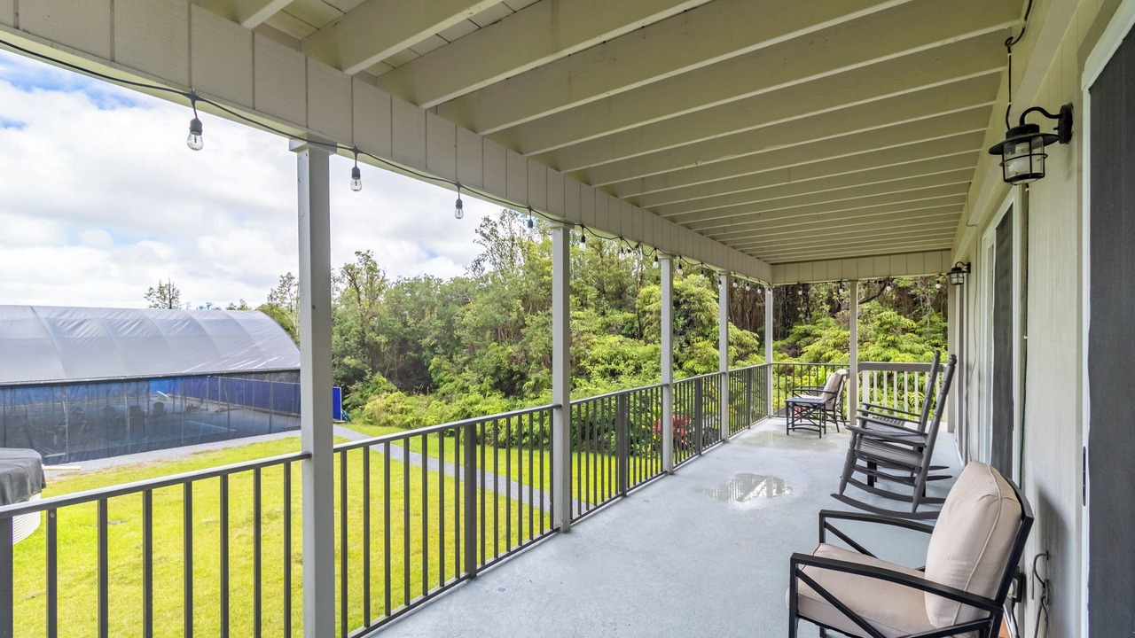 Photo of Patio Balcony in Fern Acres