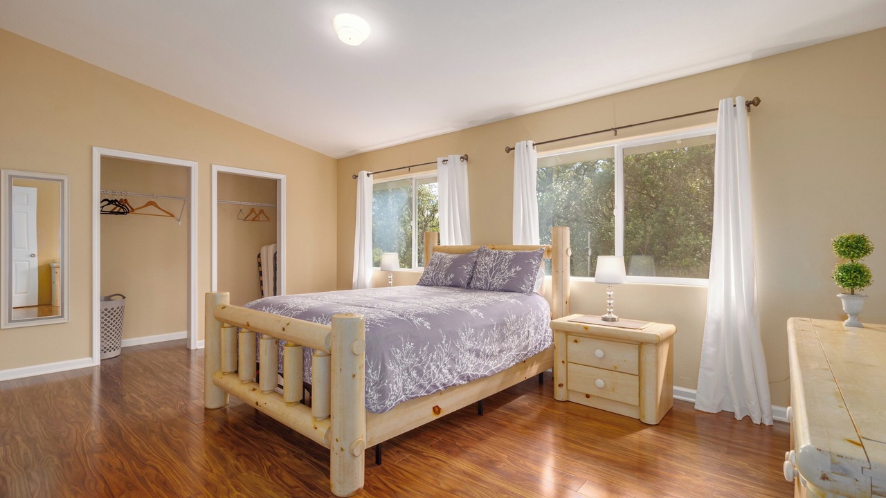 Photo of Bedroom in Fern Acres