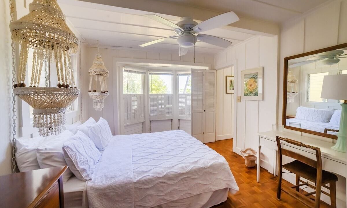 Photo of Bedroom in Lanikai