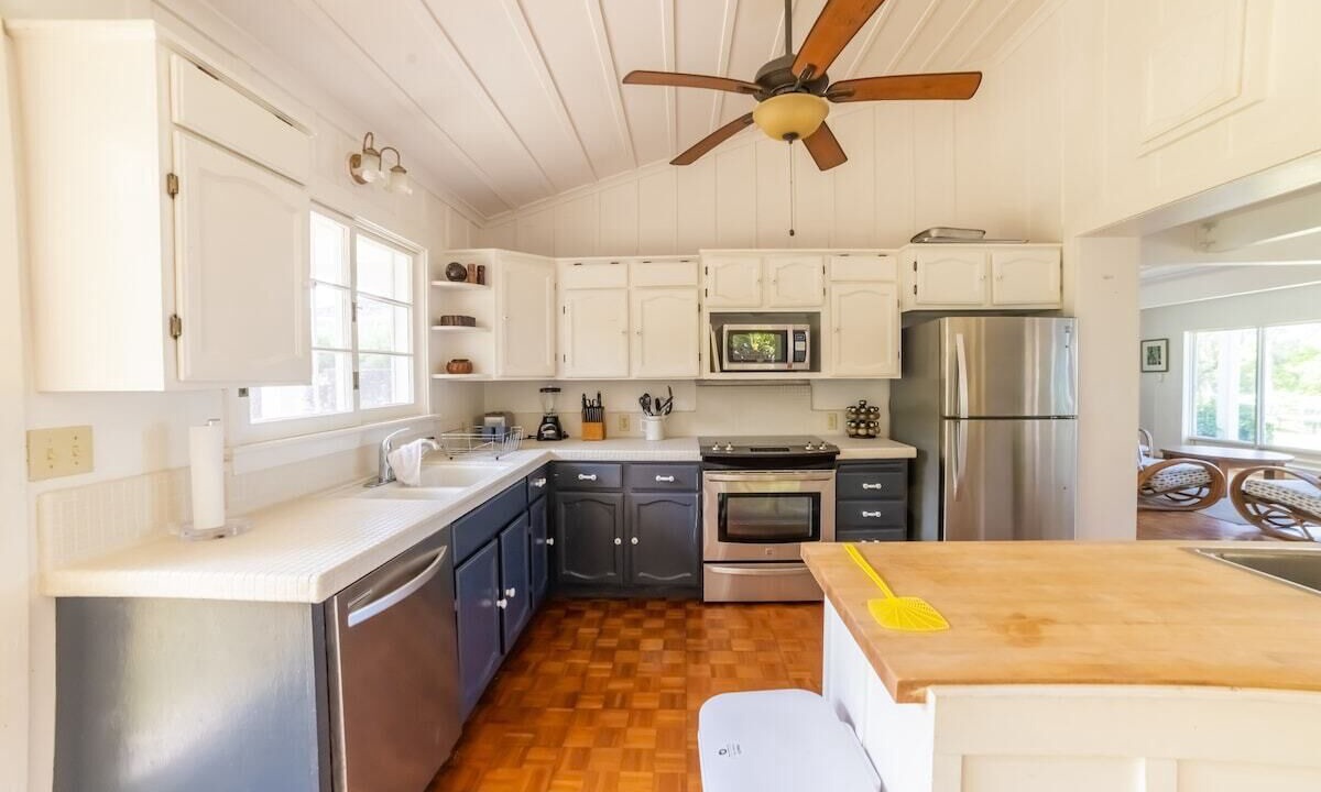 Photo of Kitchen in Lanikai