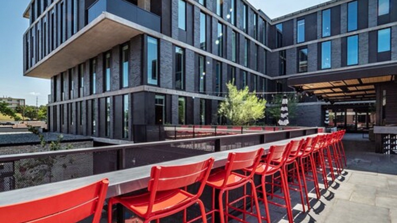 Photo of Patio Balcony in East Cesar Chavez