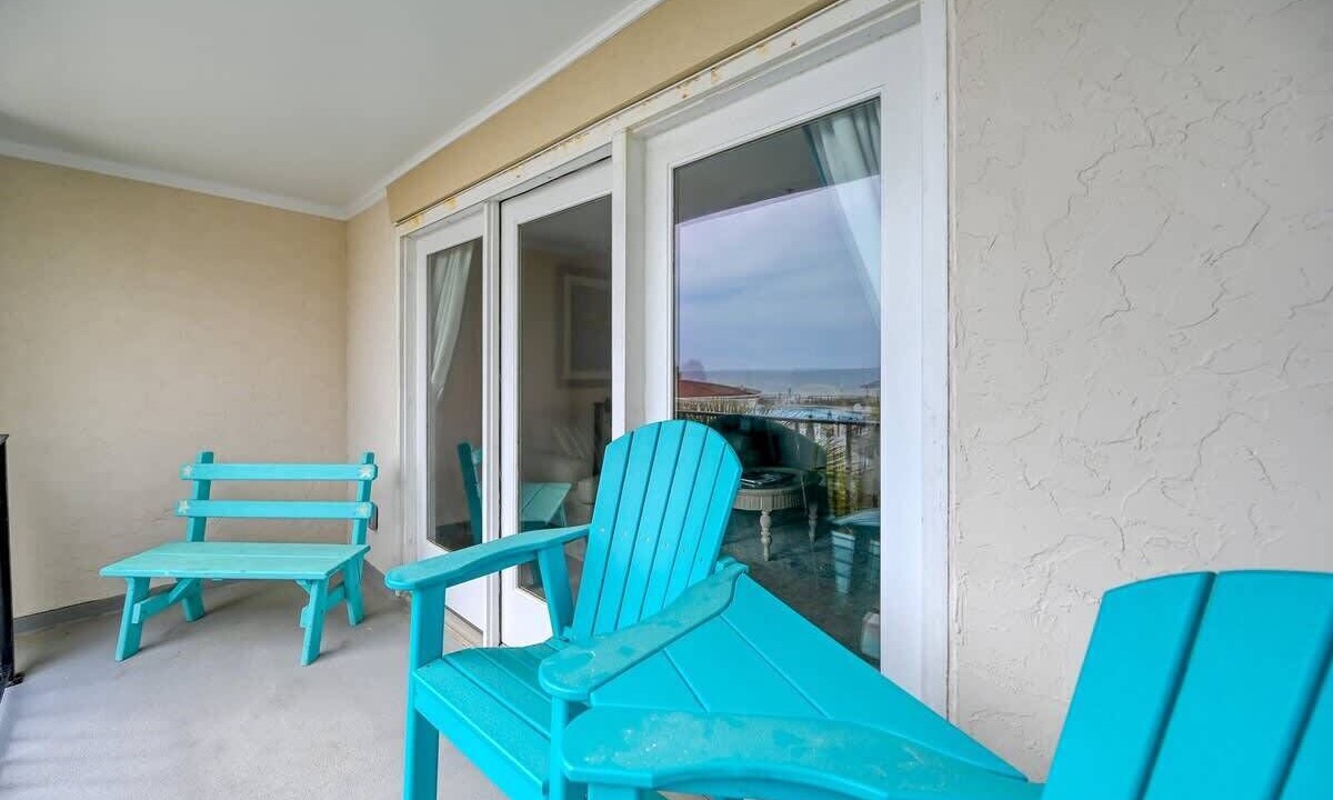 Photo of Patio Balcony in North Topsail Beach