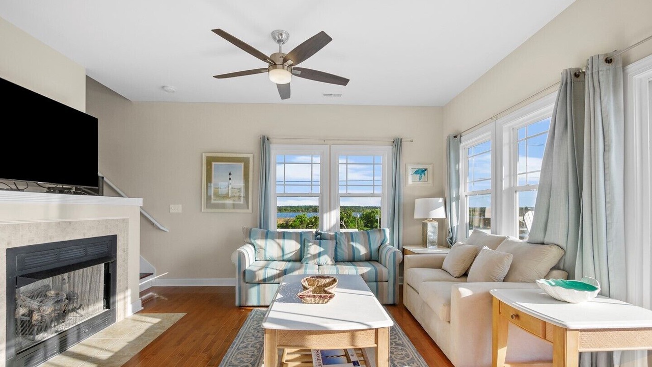 Photo of Bedroom in North Topsail Beach