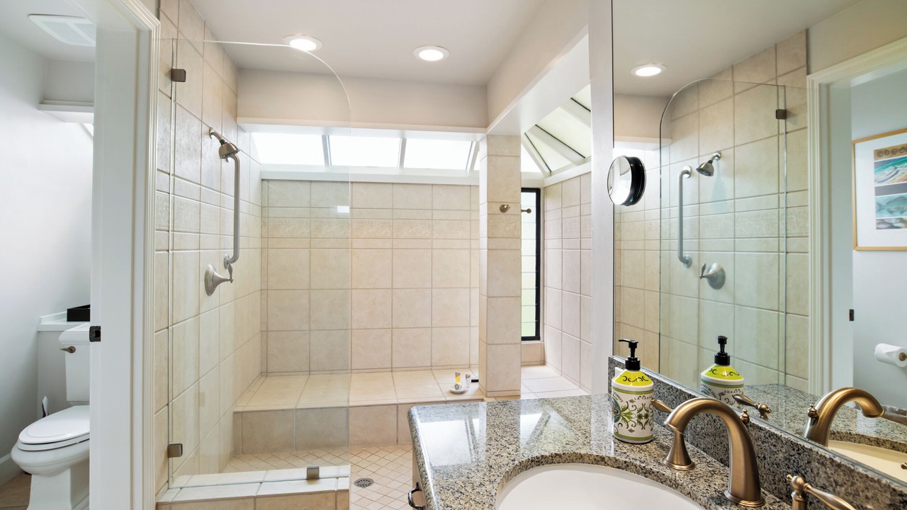Photo of Bathroom in Montage Kapalua Bay