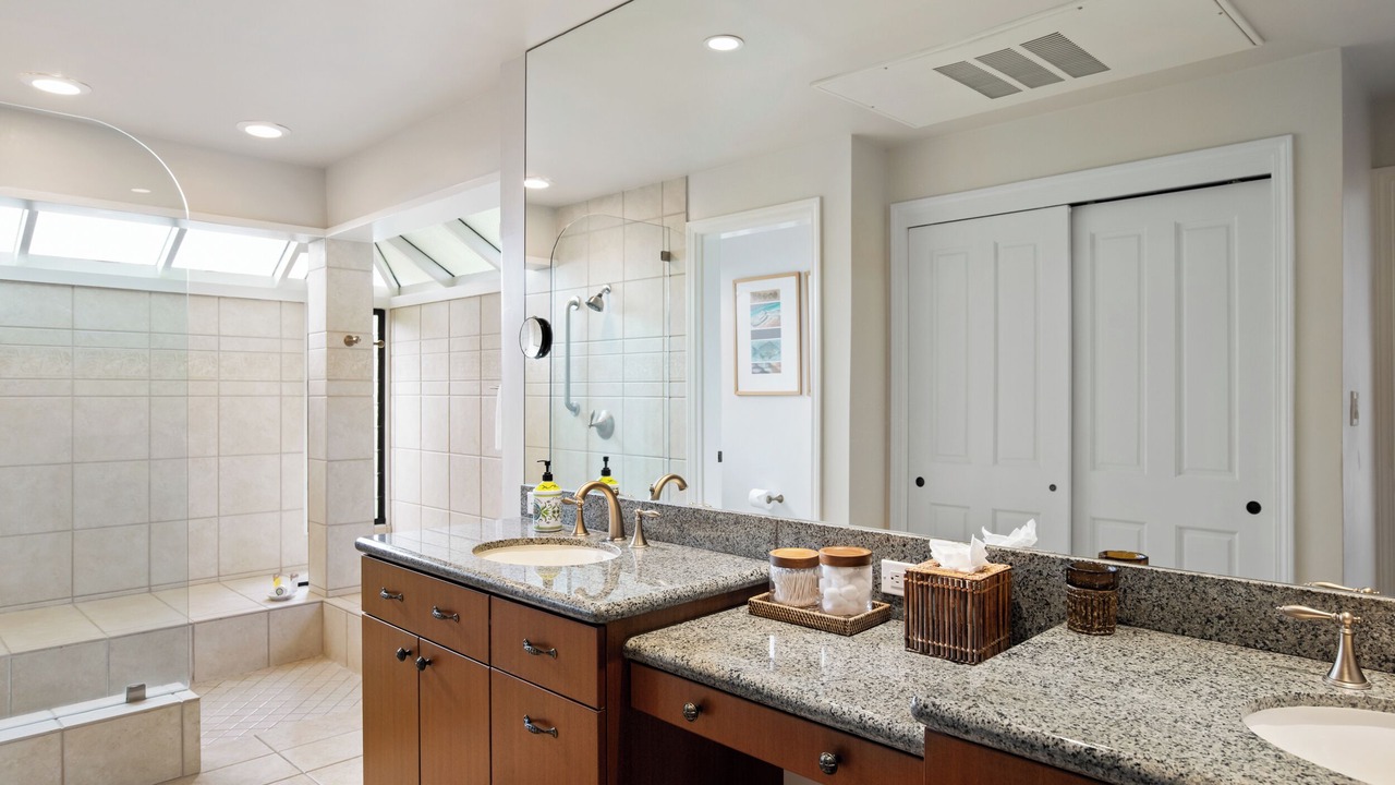 Photo of Bathroom in Montage Kapalua Bay
