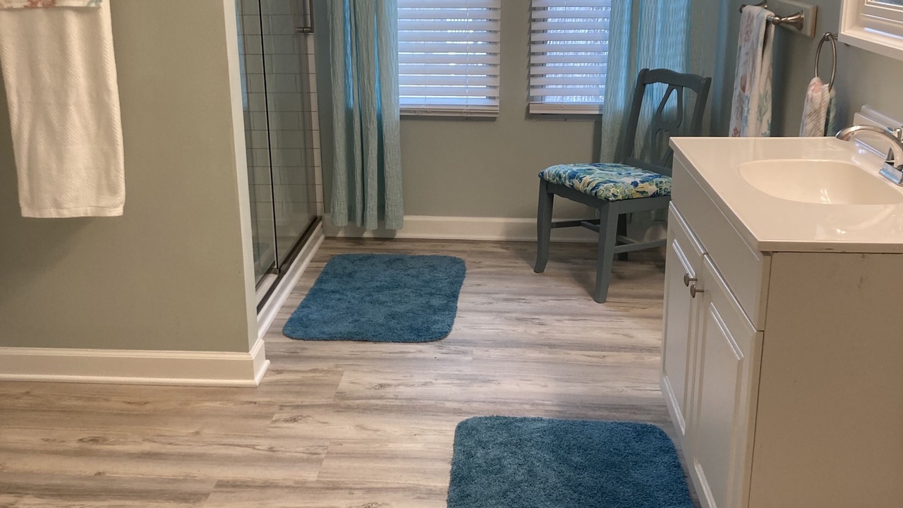 Photo of Bathroom in Sunset Beach