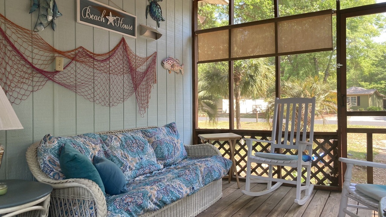 Photo of Livingroom in Sunset Beach