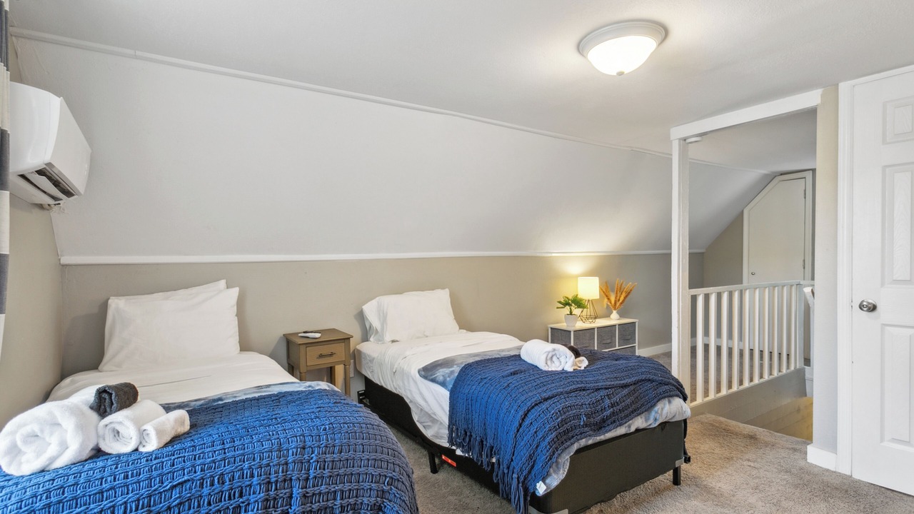 Photo of Bedroom in Buckroe Beach