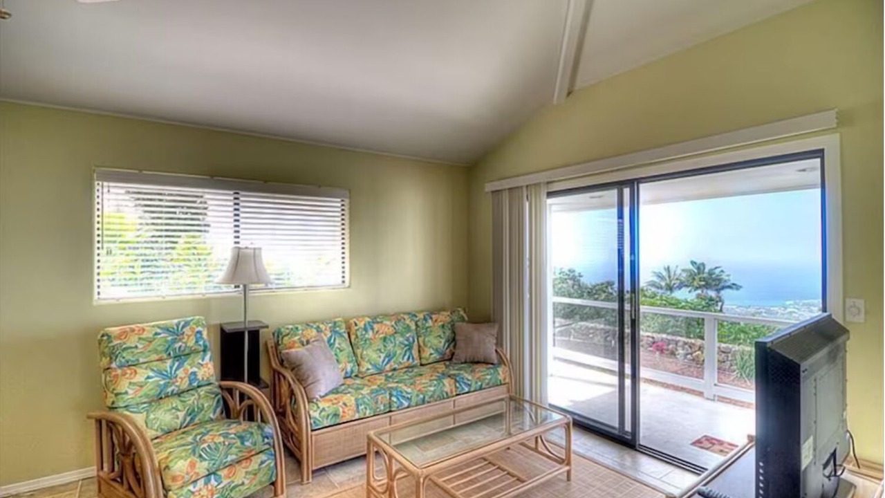 Photo of Bedroom in Holualoa