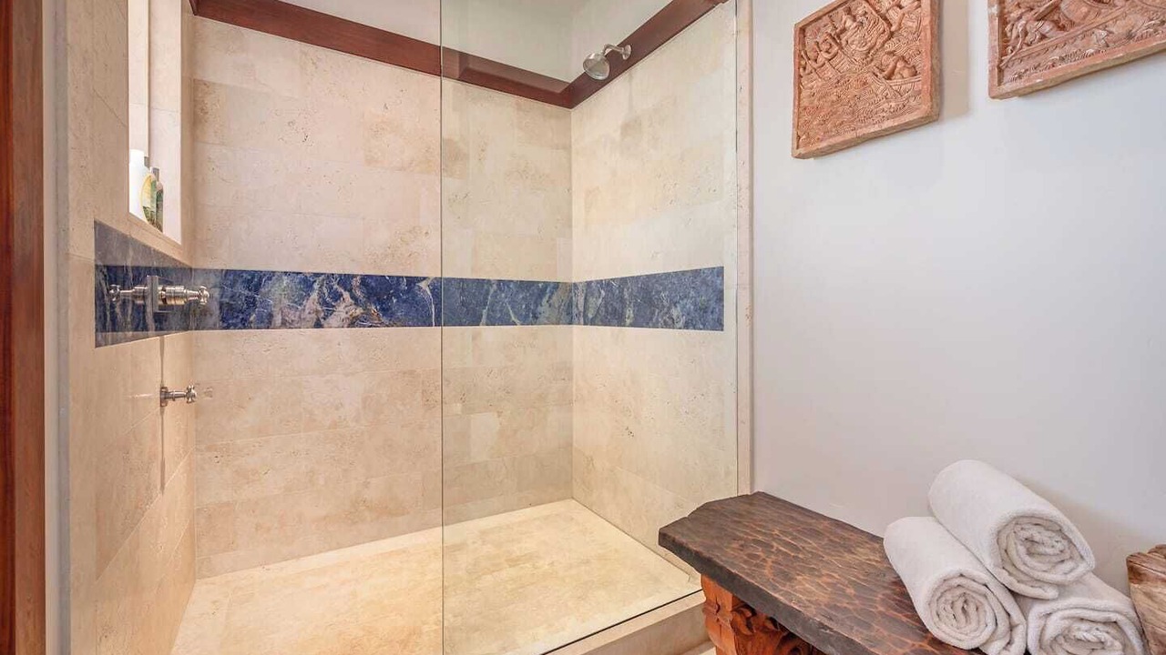 Photo of Bathroom in Kilauea