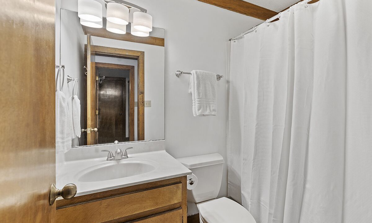 Photo of Bathroom in Ninety Six
