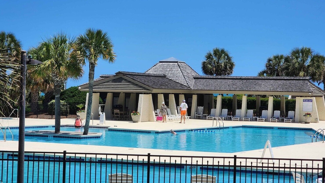 Photo of Patio Balcony in Litchfield by the Sea