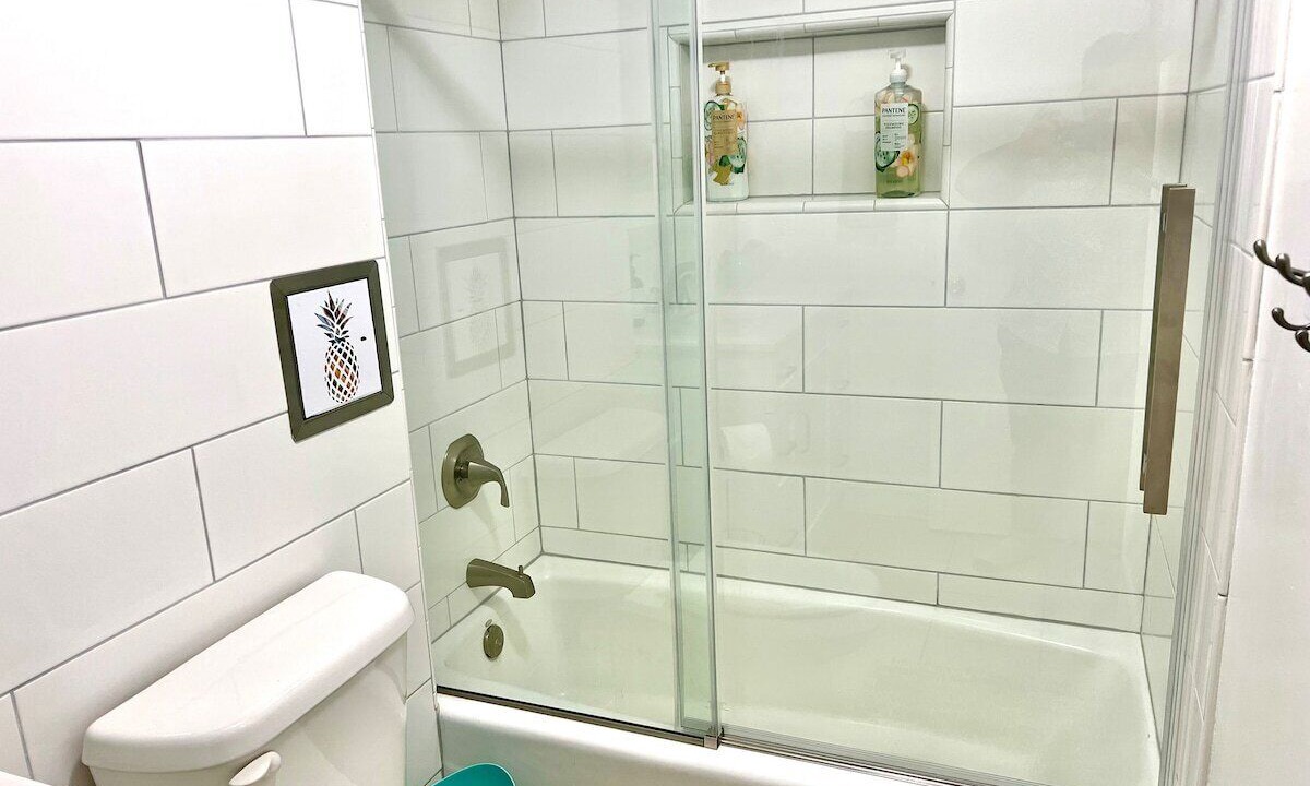 Photo of Bathroom in Punaluu