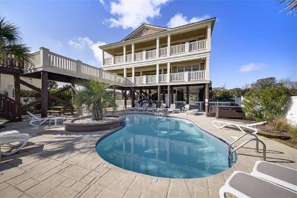 Photo of Outdoor in Long Bay Estates