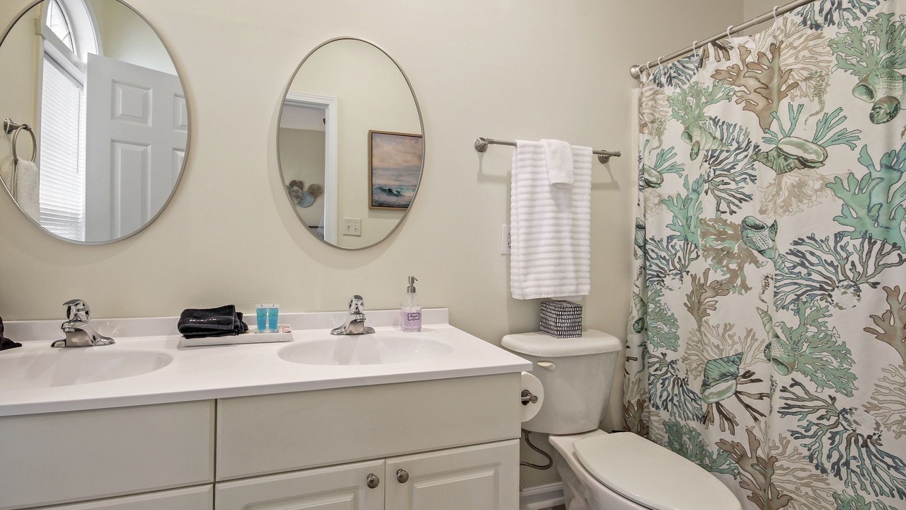 Photo of Bathroom in Vaught