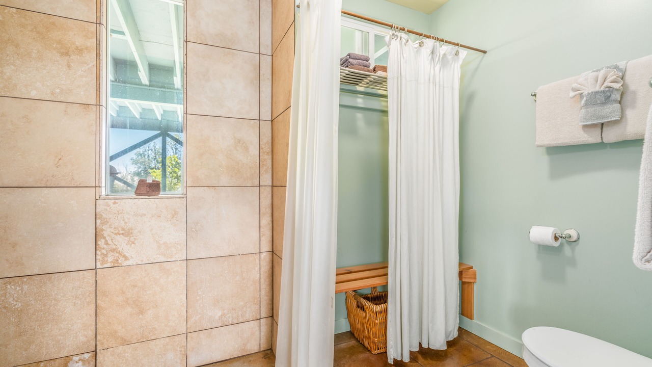 Photo of Bathroom in Kehena