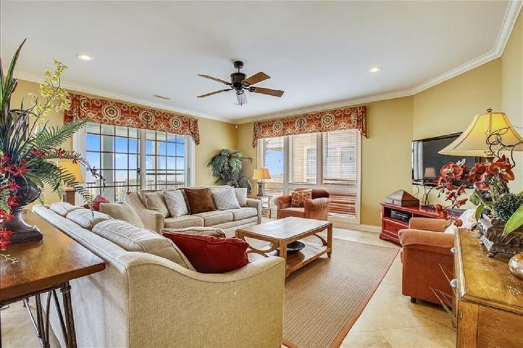 Photo of Livingroom in Murrells Inlet