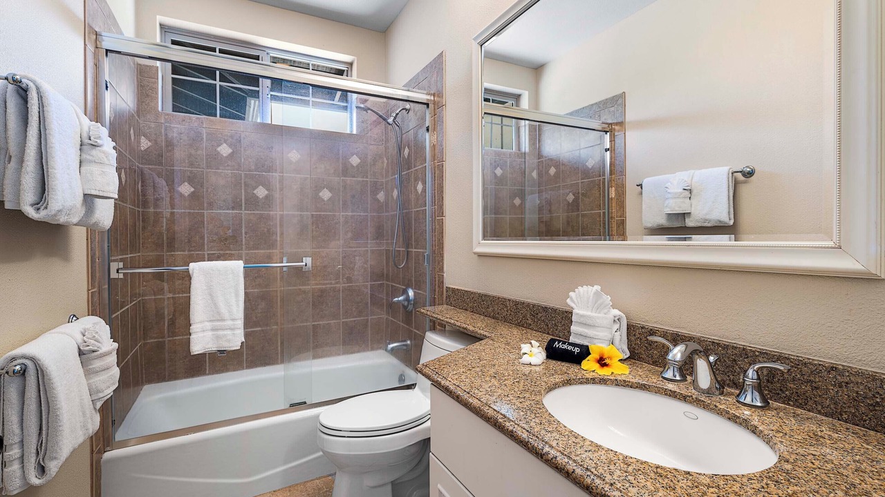 Photo of Bathroom in Kulalani
