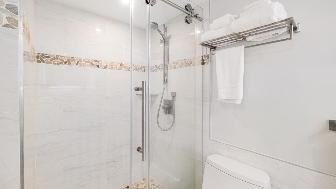Photo of Bathroom in Waikiki