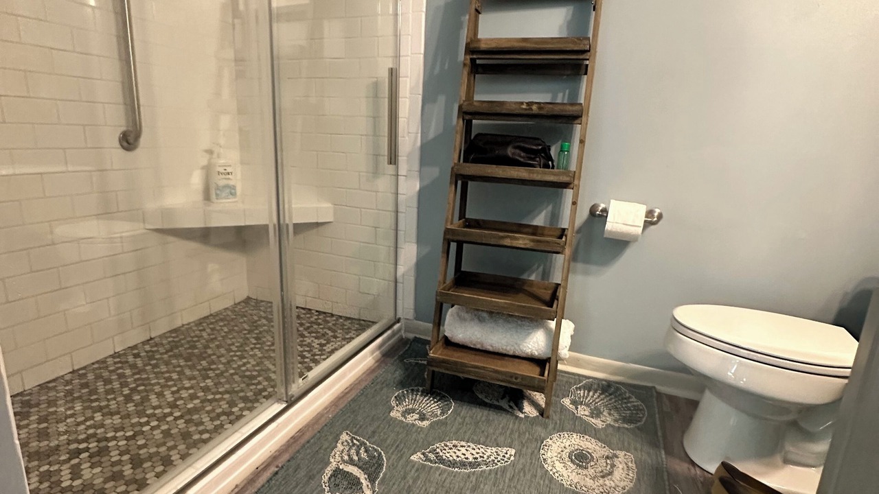 Photo of Bathroom in Indian Beach