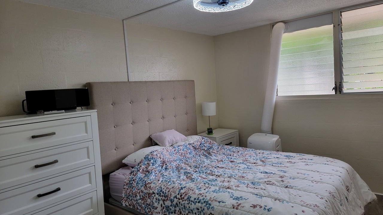 Photo of Bedroom in Waianae
