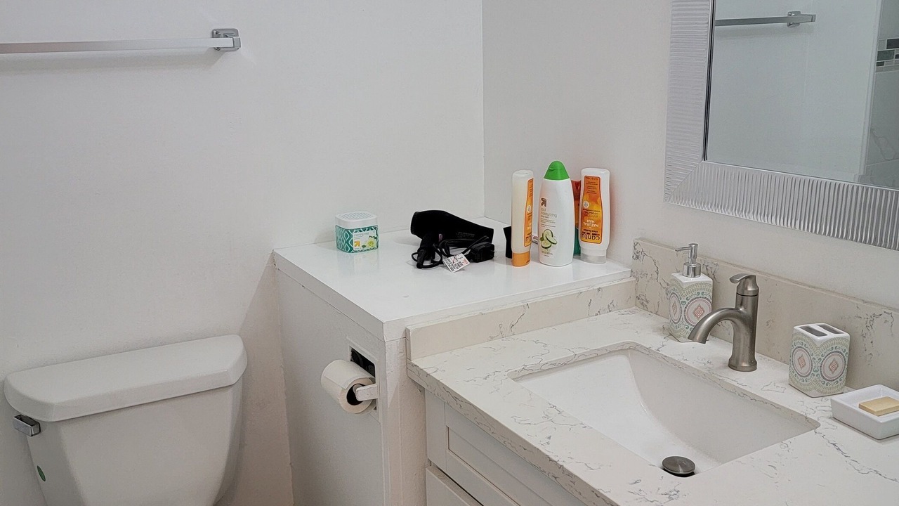 Photo of Bathroom in Waianae