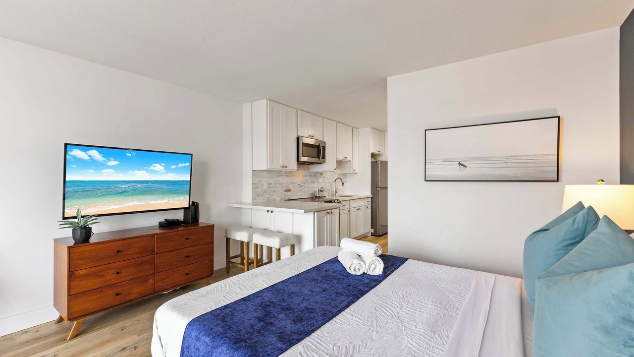 Photo of Bedroom in Waikiki