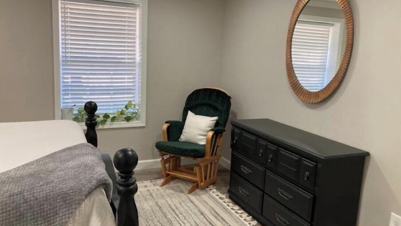 Photo of Bedroom in Abbeville