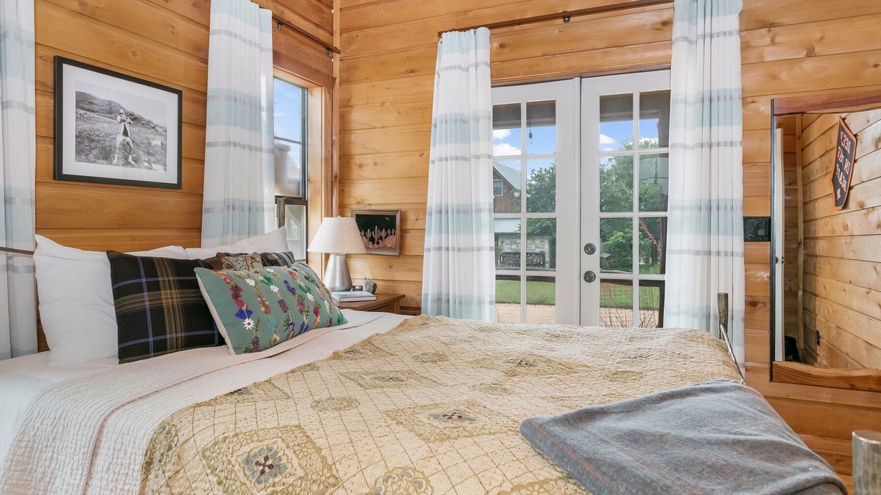 Photo of Bedroom in Fredericksburg