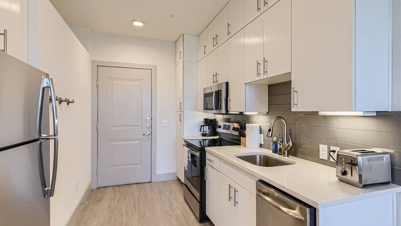 Photo of Kitchen in East Cesar Chavez