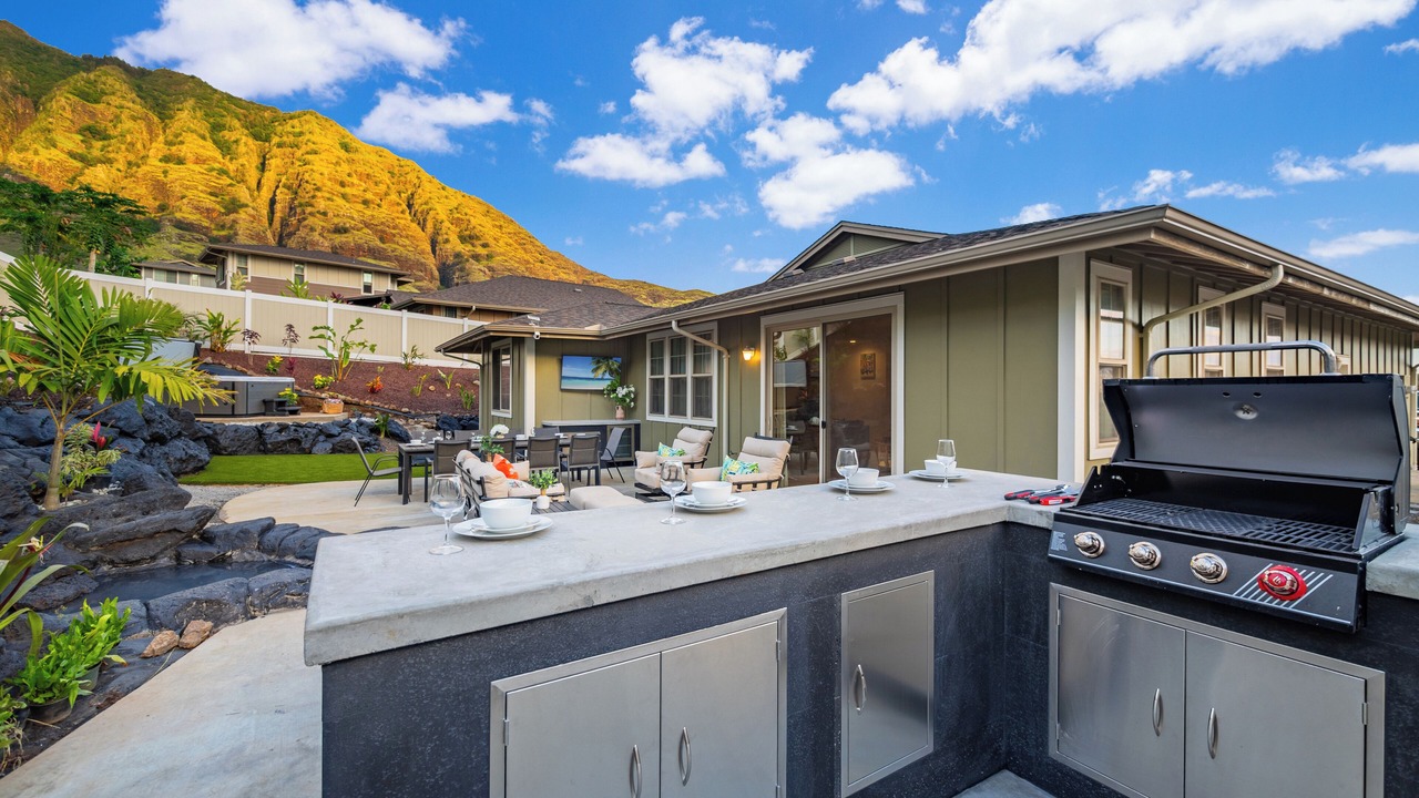 Photo of Outdoor in Makaha Valley