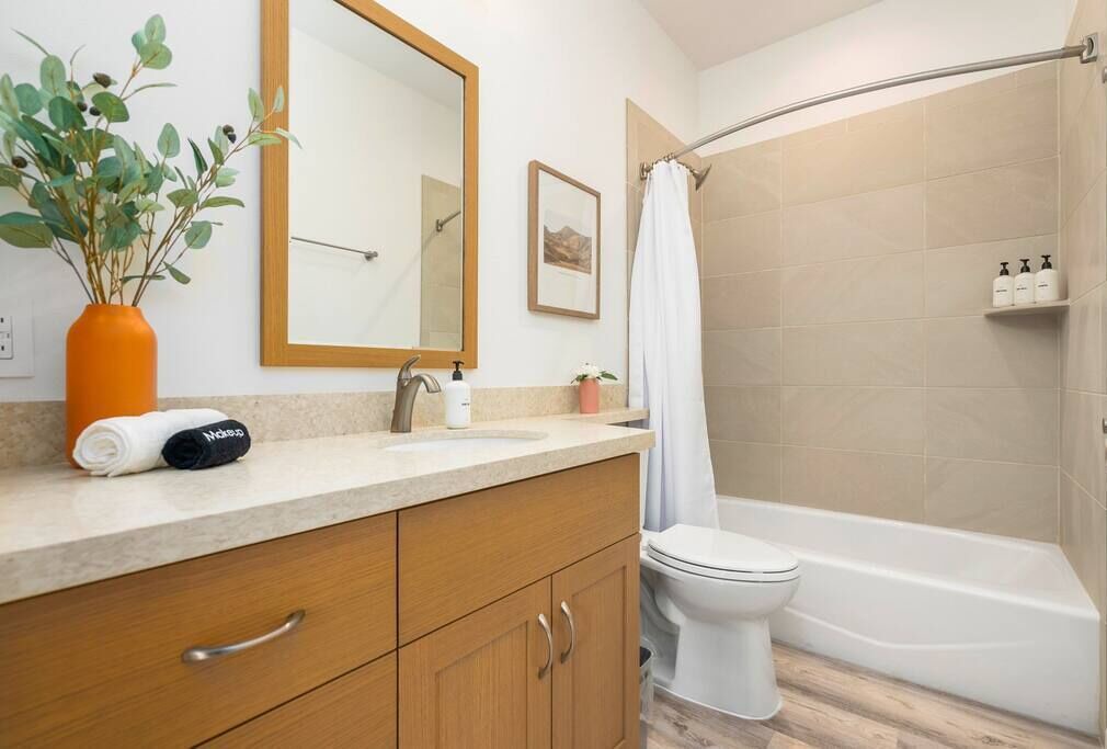 Photo of Bathroom in Makaha Valley