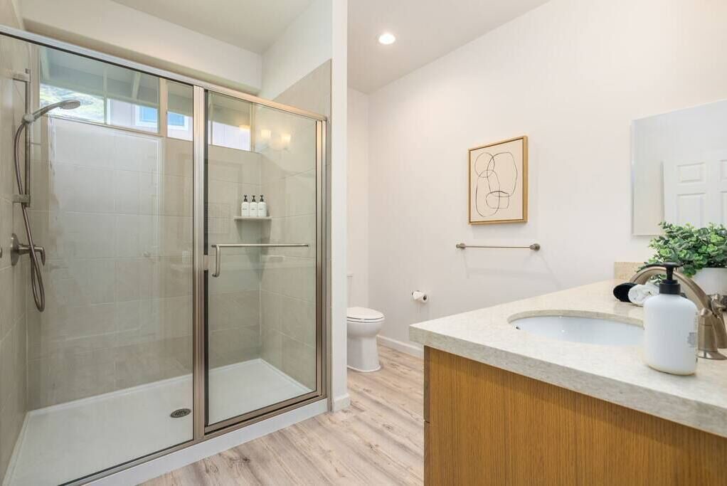 Photo of Bathroom in Makaha Valley