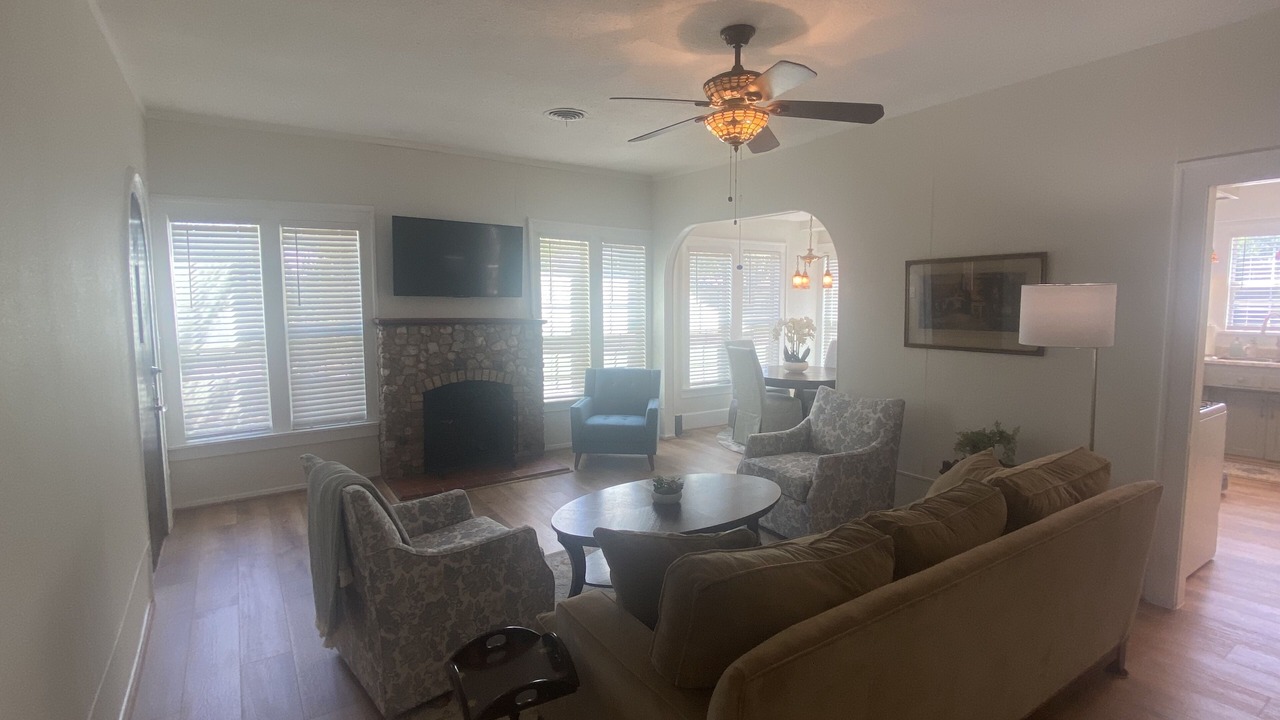 Photo of Bedroom in Center Point