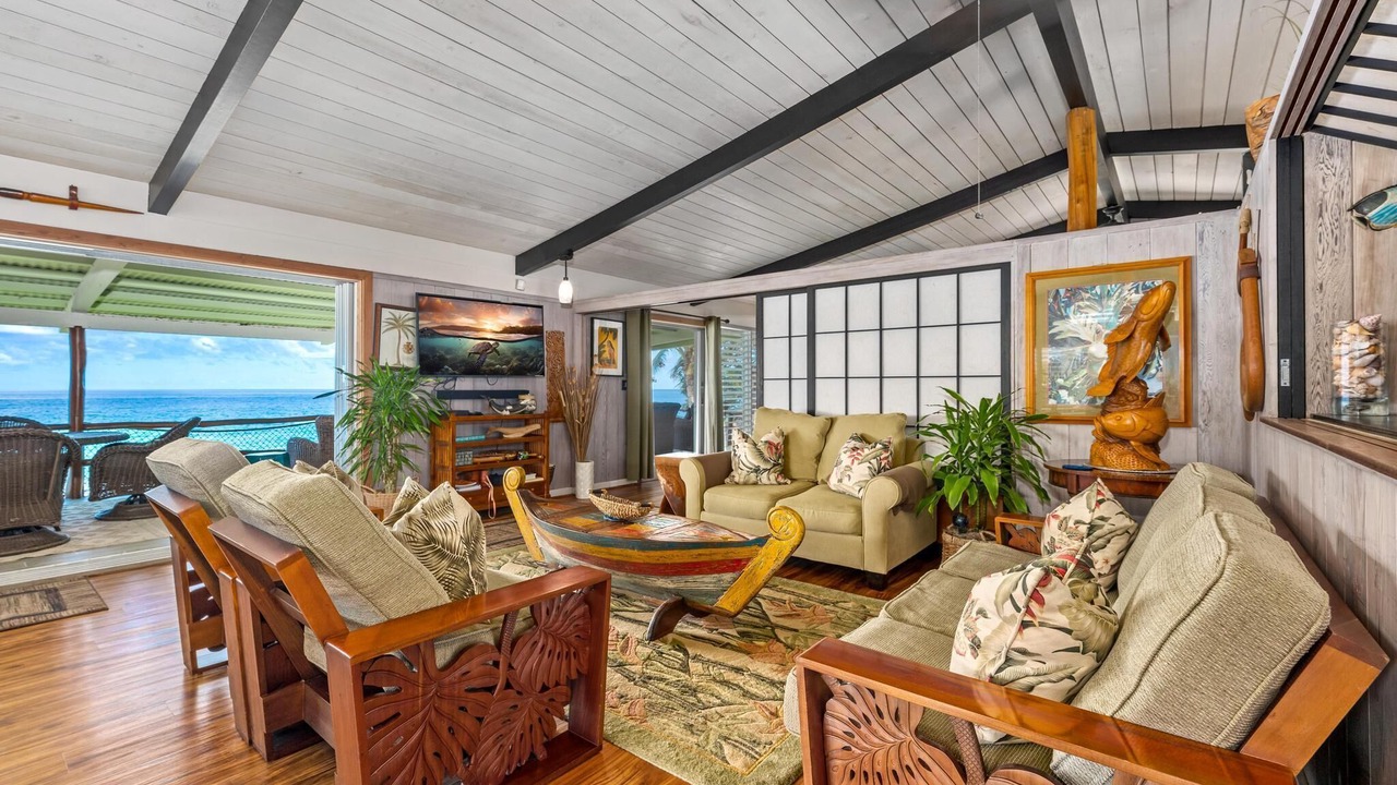 Photo of Bedroom in Kahaluu Bay