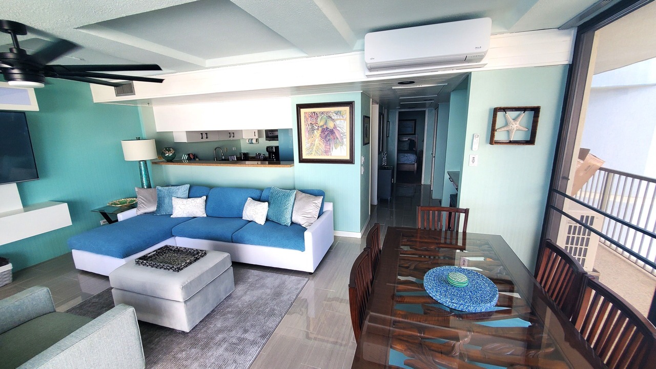 Photo of Livingroom in Makaha