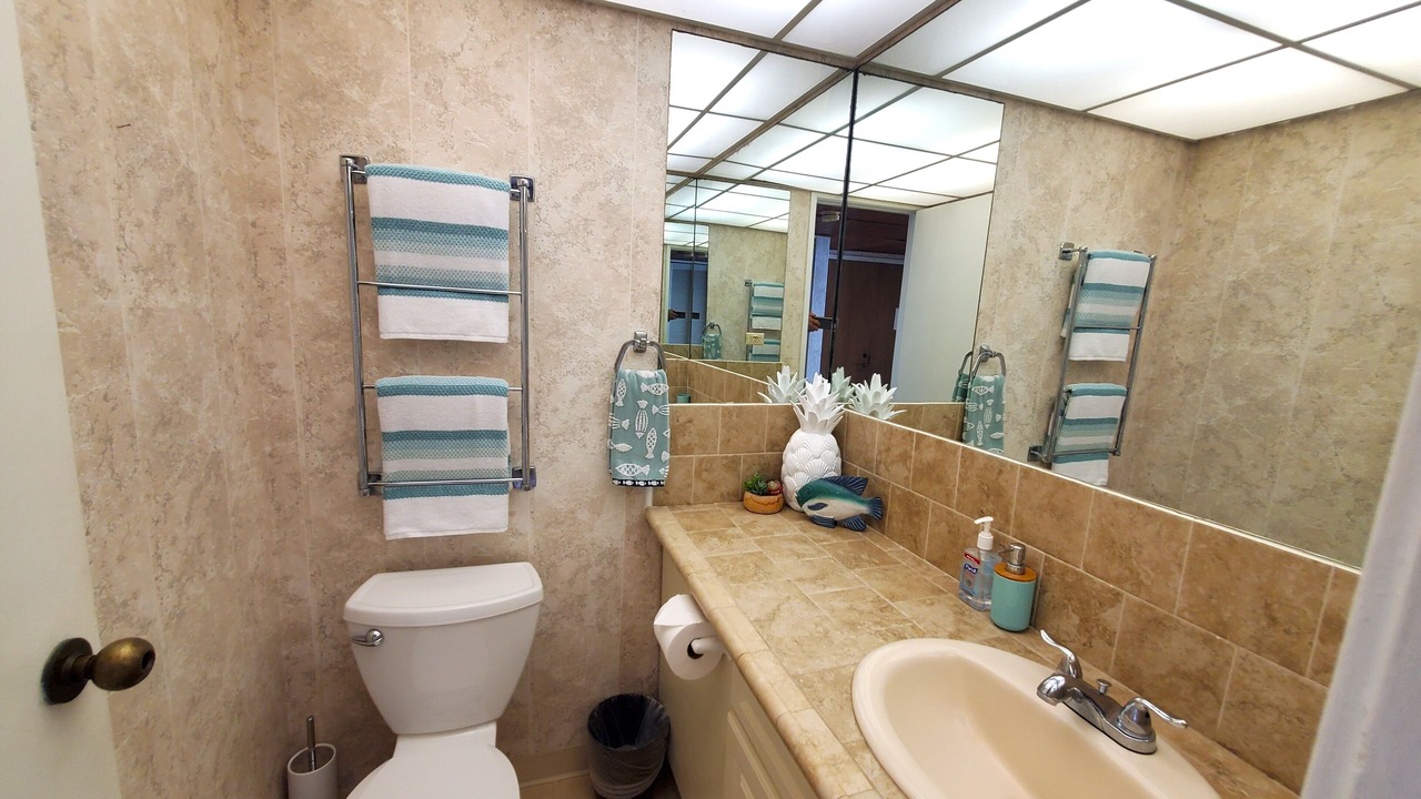 Photo of Bathroom in Makaha