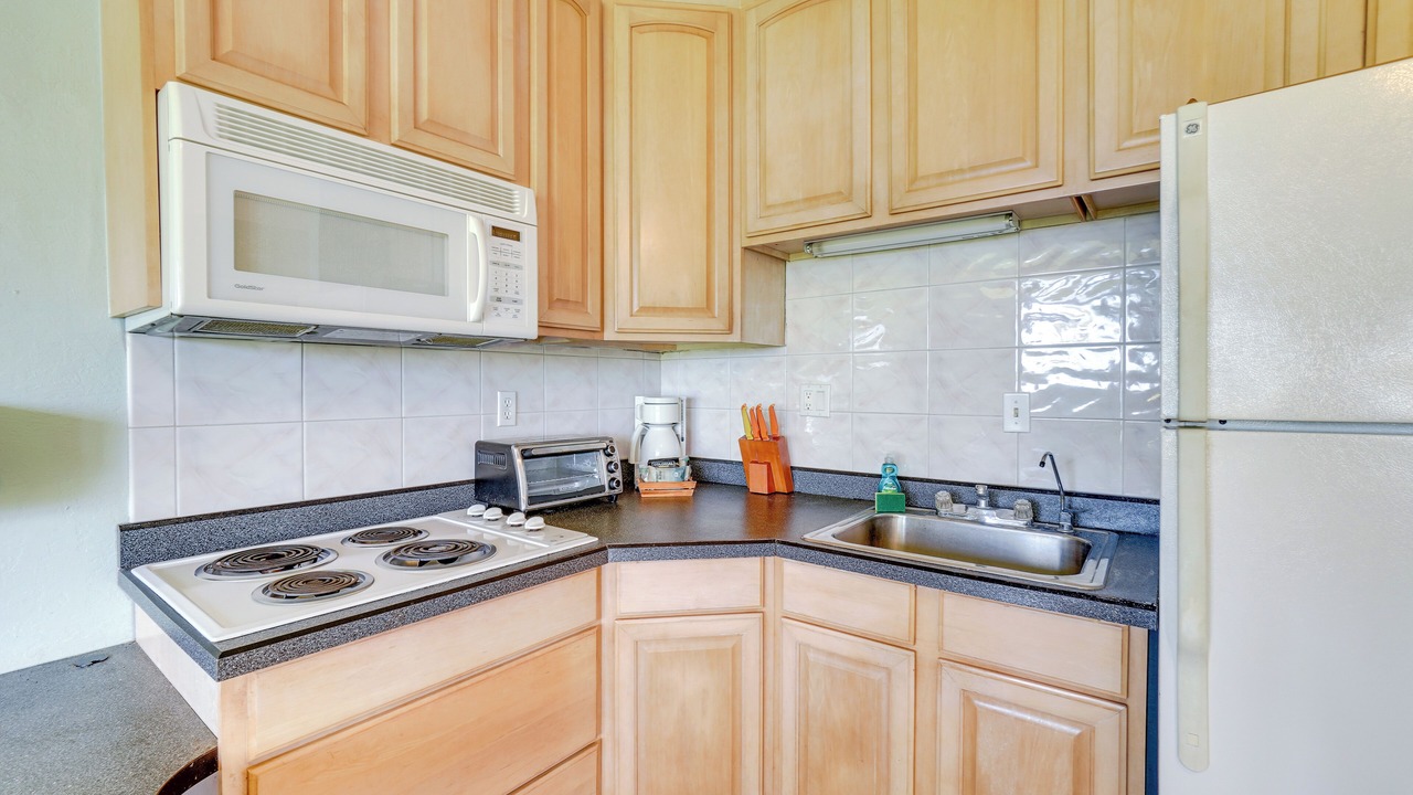 Photo of Kitchen in Maunaloa