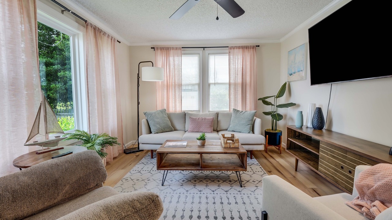 Photo of Bedroom in Colonial Beach