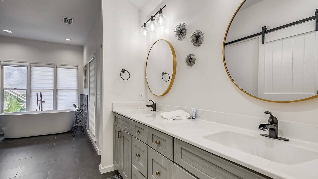 Photo of Bathroom in Oceanside