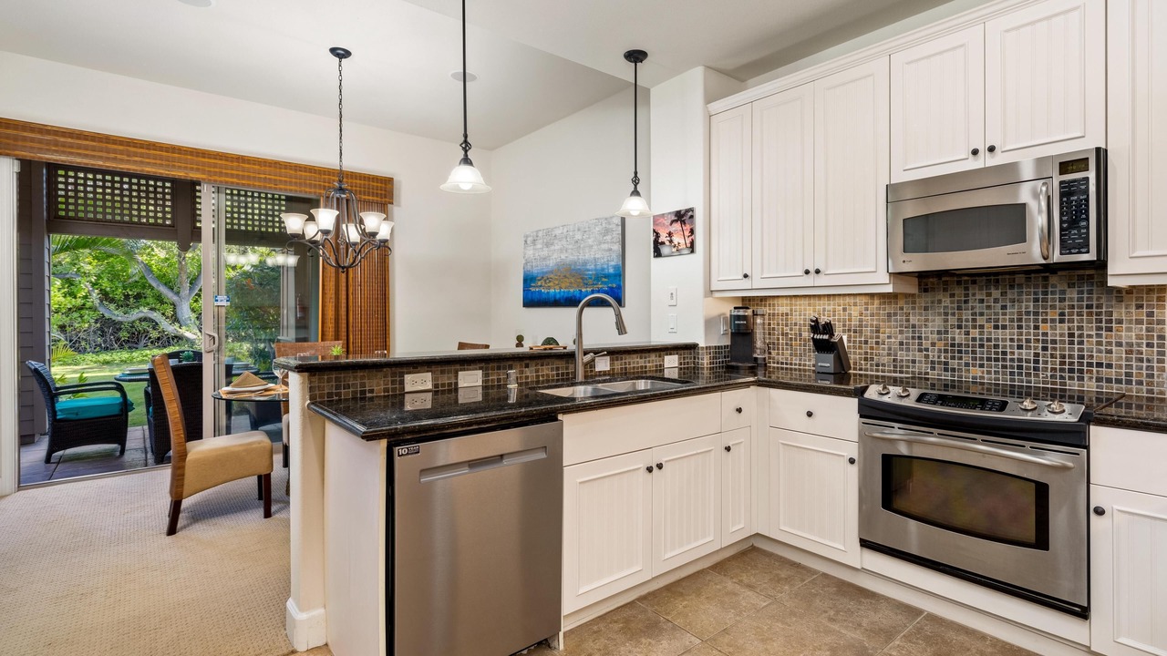 Photo of Kitchen in Kulalani