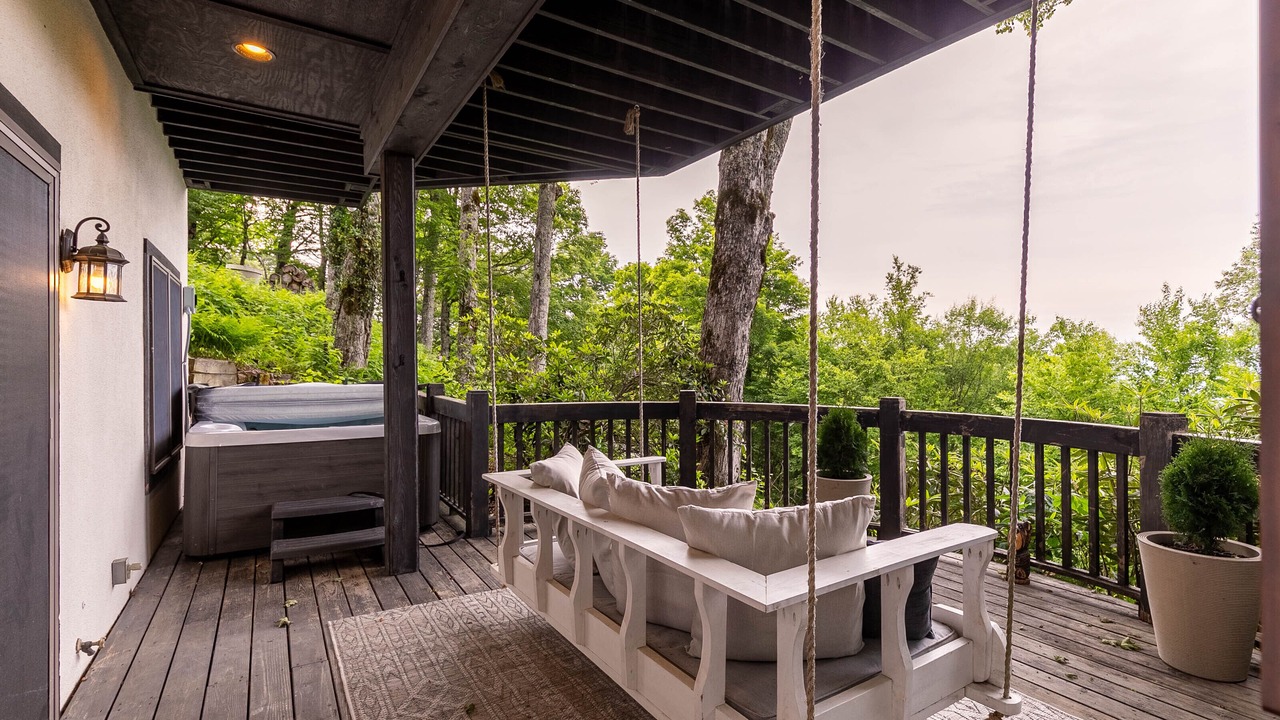 Photo of Patio Balcony in Banner Elk