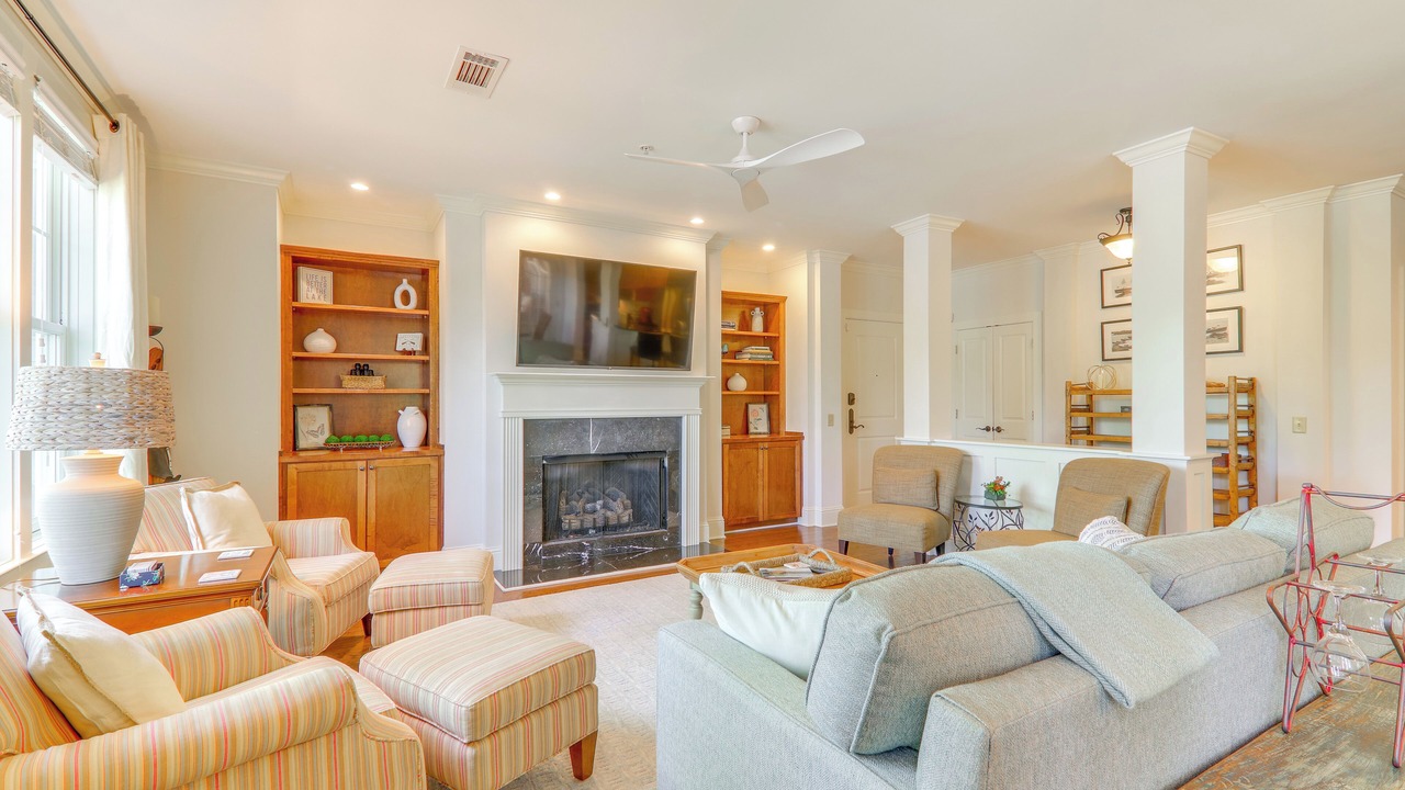 Photo of Livingroom in Greensboro
