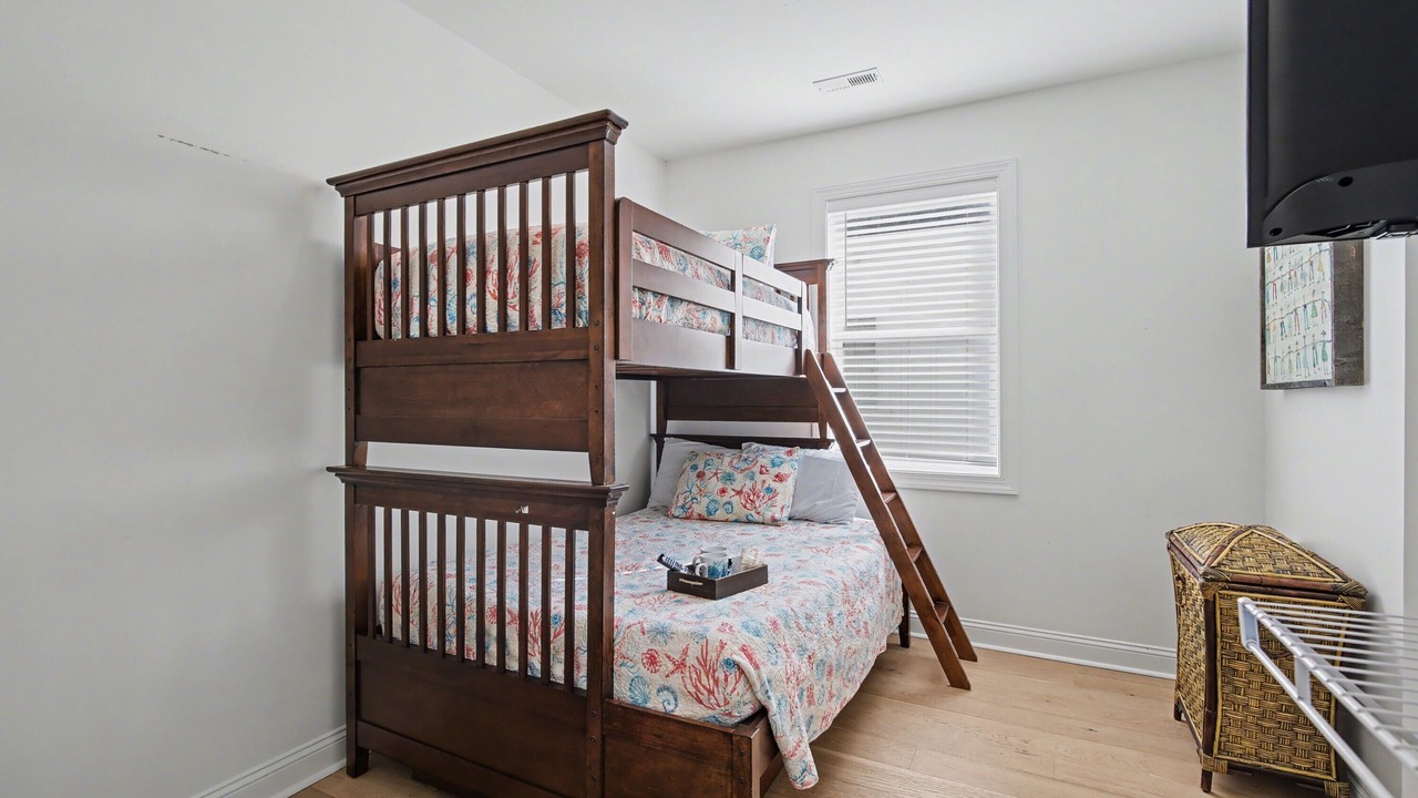 Photo of Bedroom in Atlantic Beach