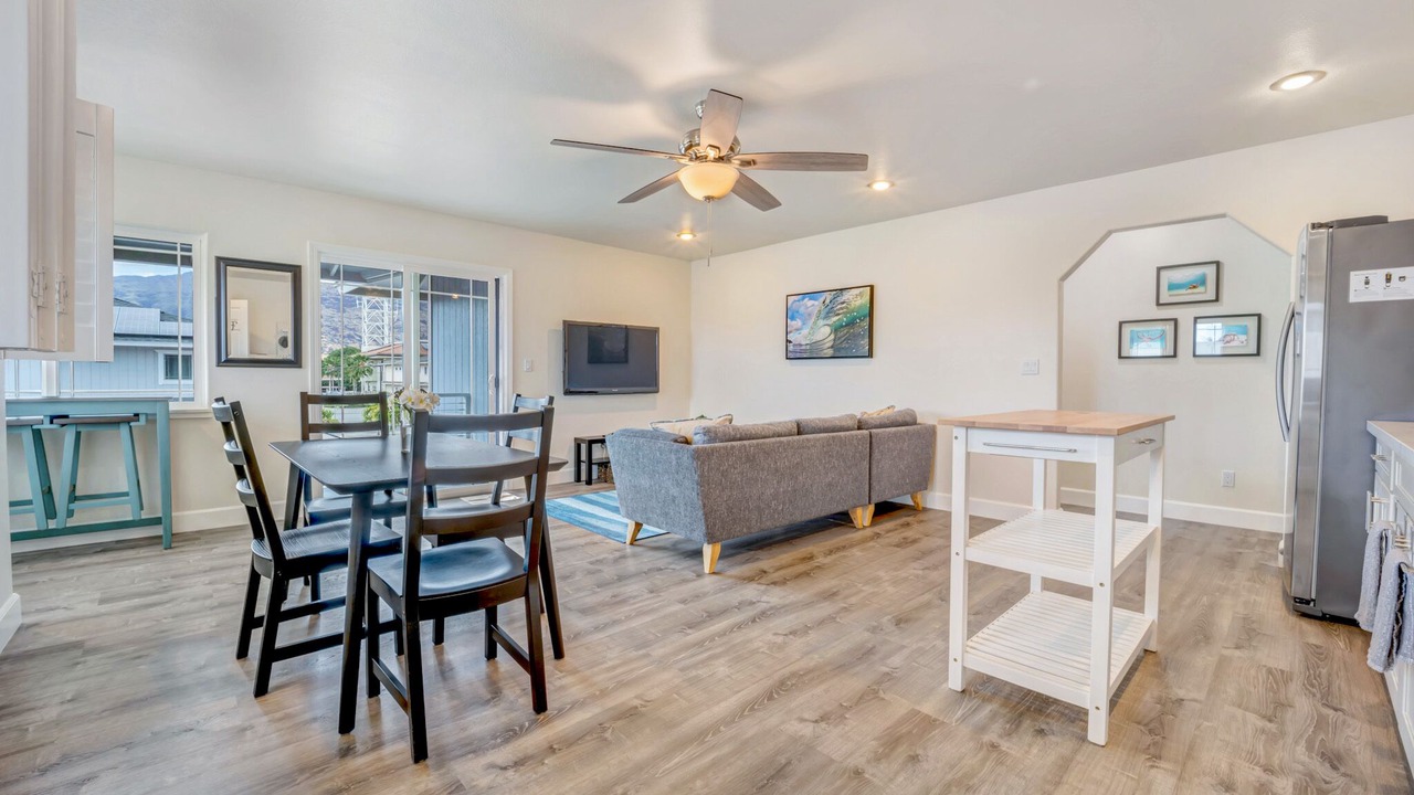 Photo of Livingroom in Waianae