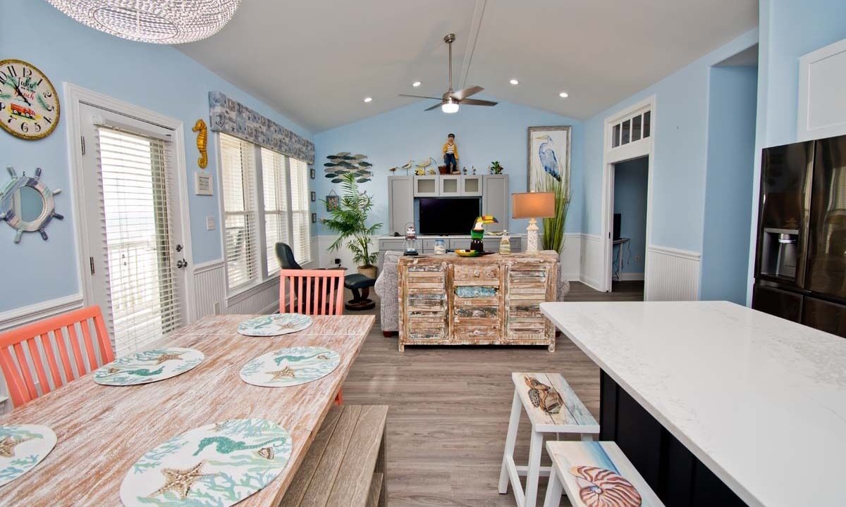 Photo of Livingroom in Indian Beach