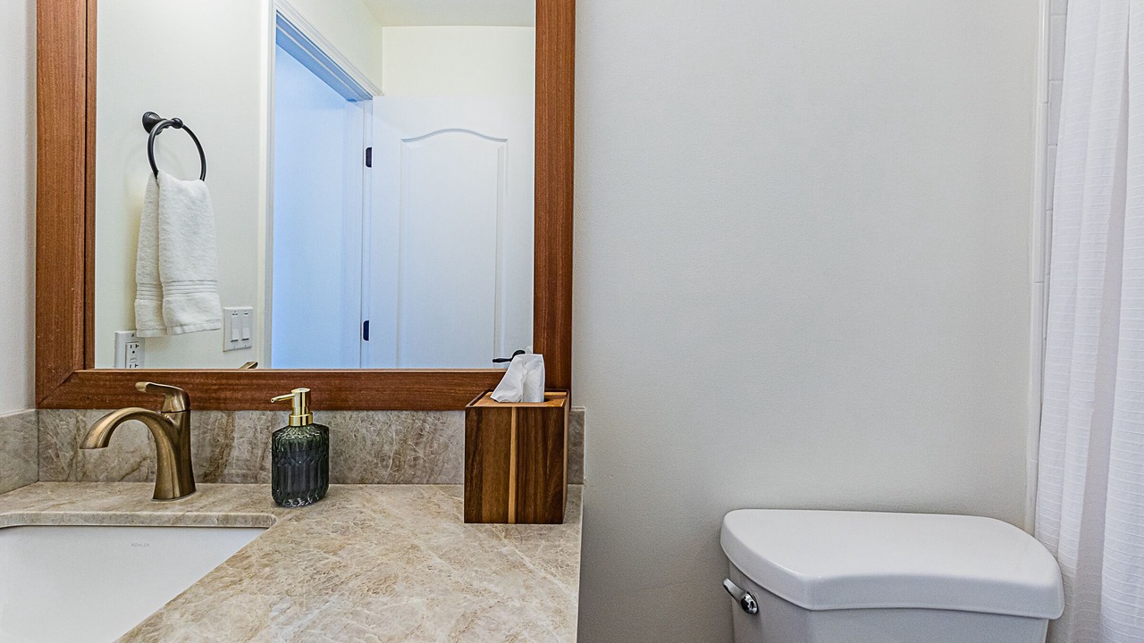 Photo of Bathroom in Keaau