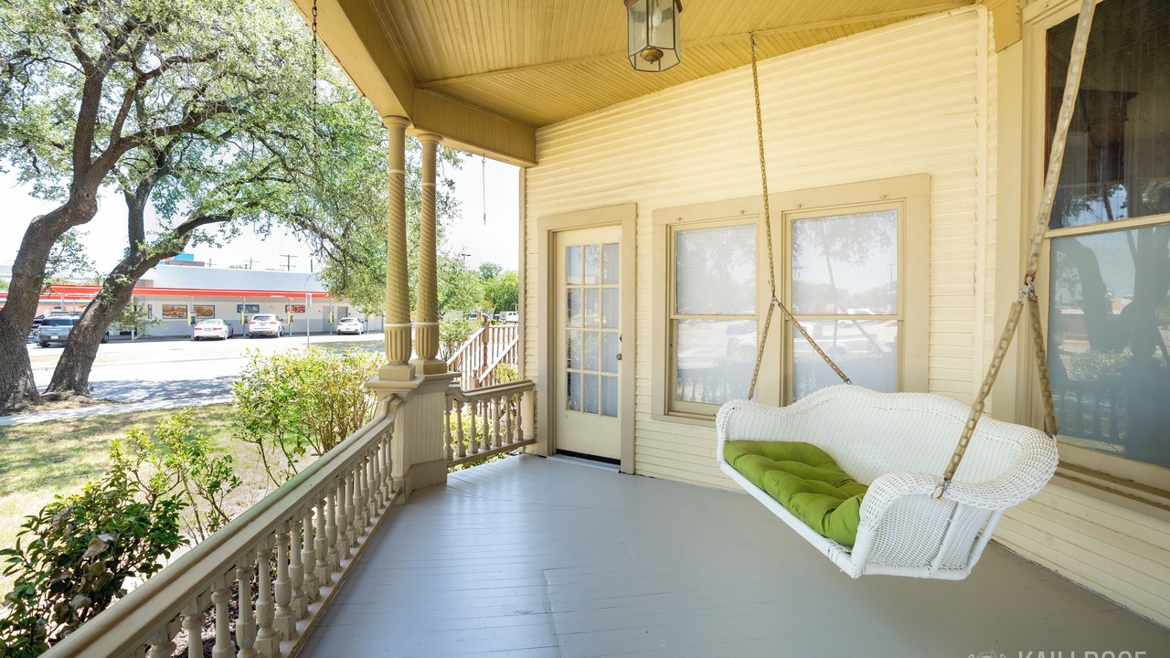 Photo of Patio Balcony in Lampasas